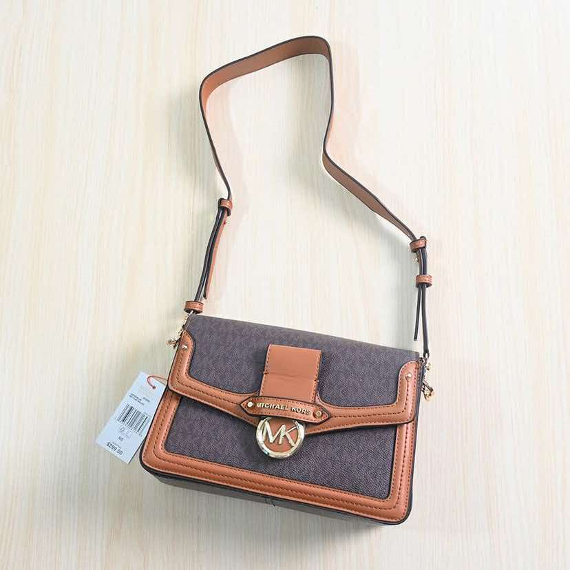 Michael Kors' brand new minima - Women Bags Mk review and price
